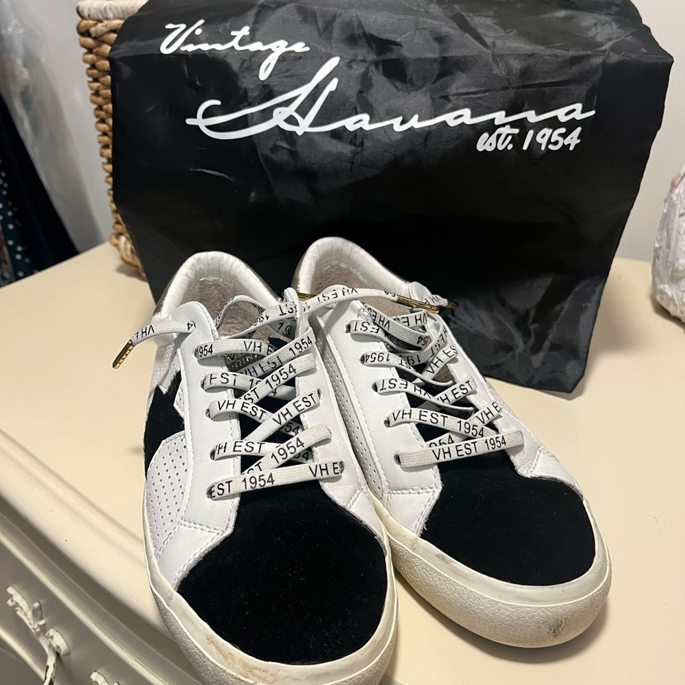 Vintage Havana Women's Black and White Sneakers